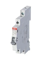 Модульный переключатель ABB E214-16-101 один переключающий контакт 16A (I-0-II) 0,5 модуля