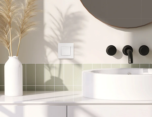 Legrand Etika Белый Переключатель 1-кл IP44