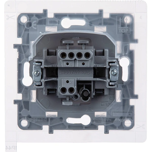 Legrand Etika Белый Переключатель 1-кл IP44